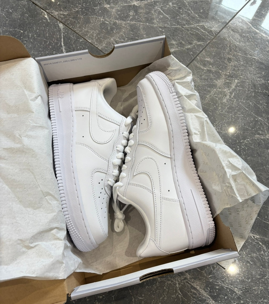 Nike Airforce 1 White - Size 7
